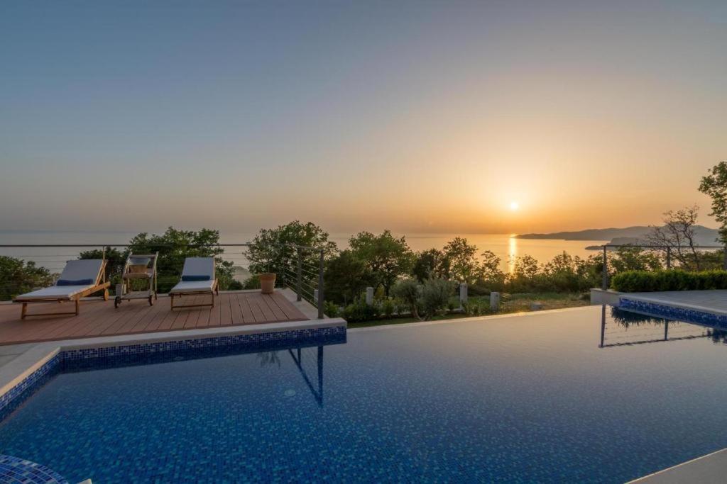 Luxury Villa Crystal Blue Sveti Stefan Dış mekan fotoğraf