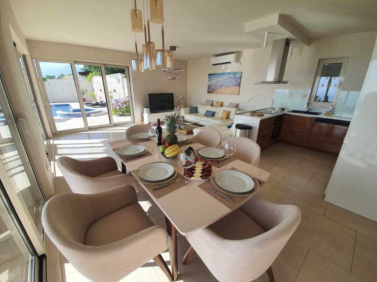 Luxury Villa Crystal Blue Sveti Stefan Dış mekan fotoğraf