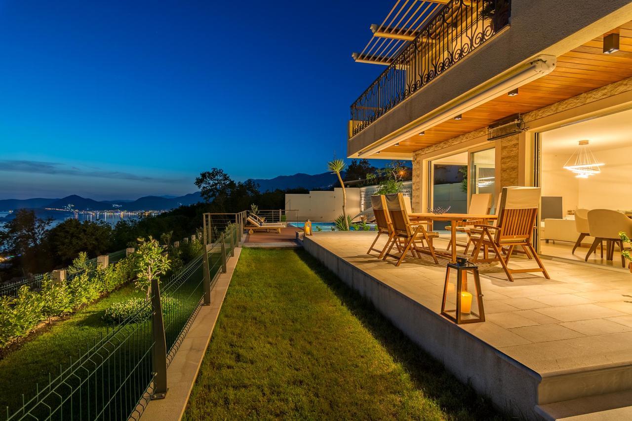 Luxury Villa Crystal Blue Sveti Stefan Dış mekan fotoğraf